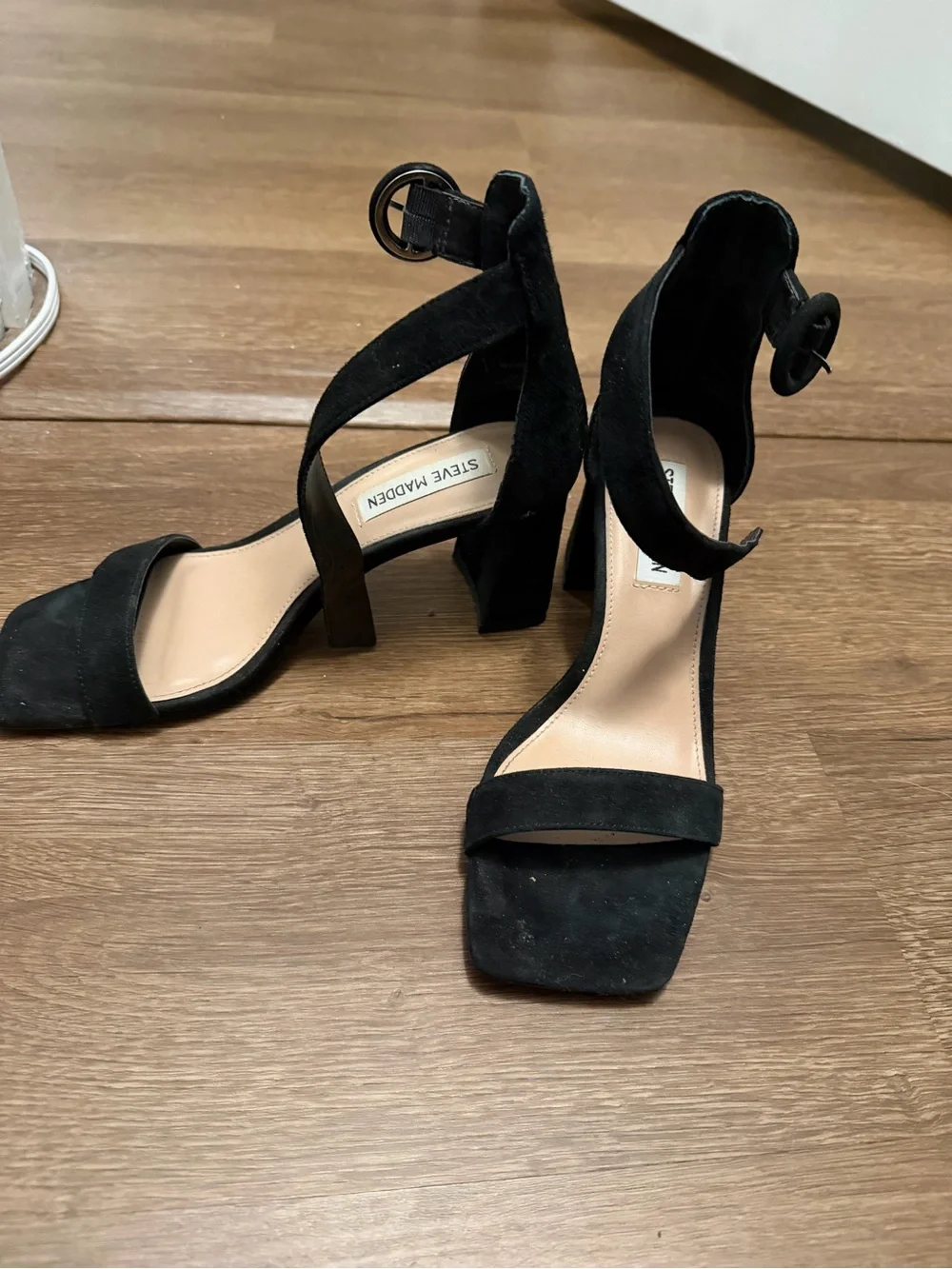 Steve Madden Black Suede Ankle Strap Block Heel Sandals - Picture 1 of 3